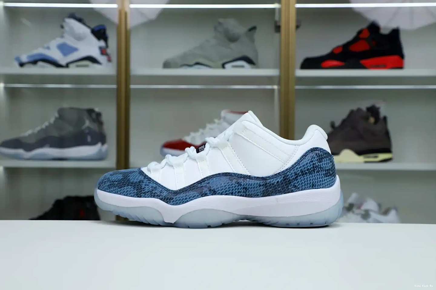 Kimikick Air Jordan snakeskin” 11 Jordan “navy 0615